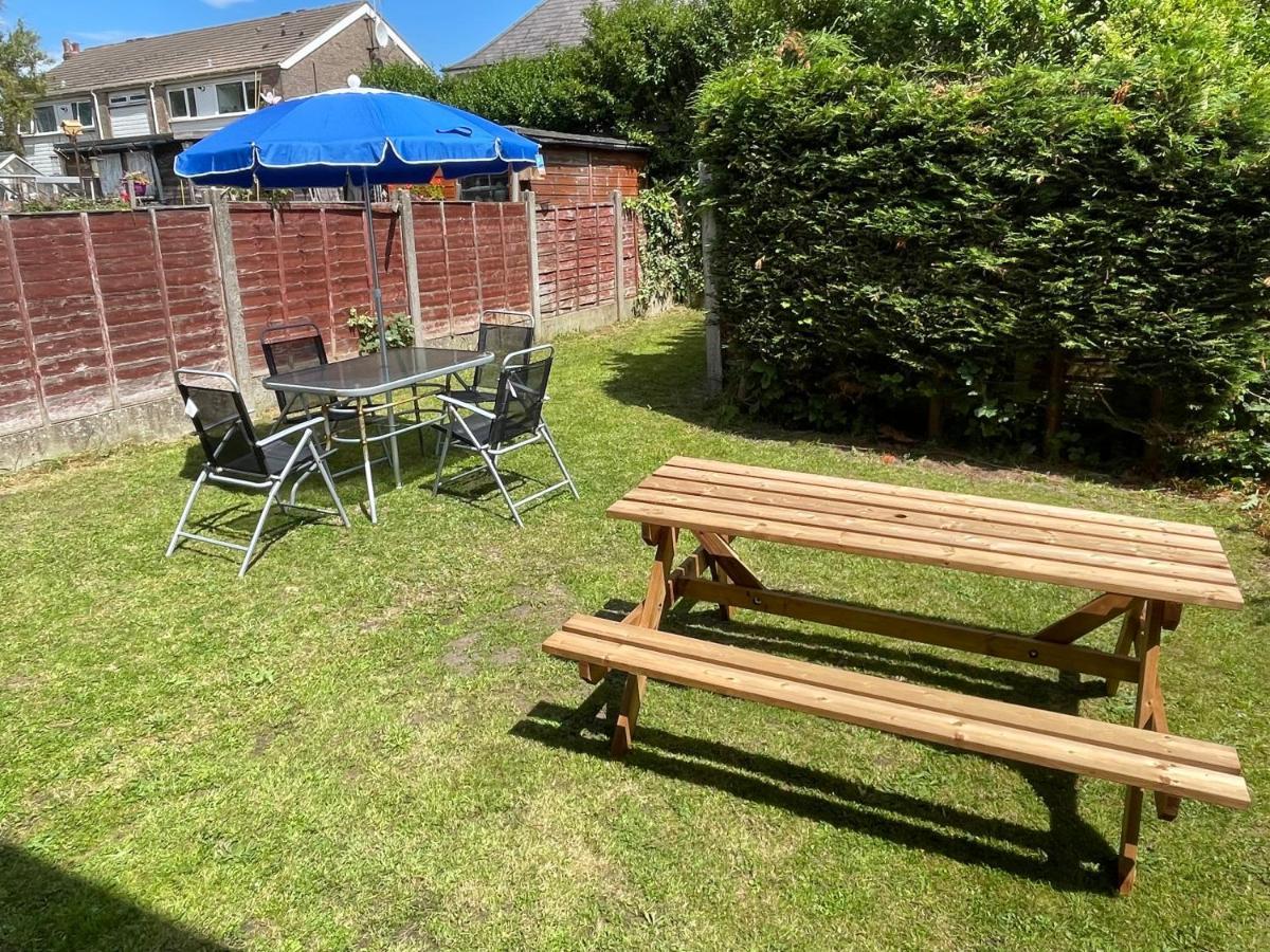 Leavesley Holiday Home Blackpool Buitenkant foto